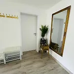דירה Filmap-charmant-modern-zentral-balkon-beamer-spieletisch Görlitz