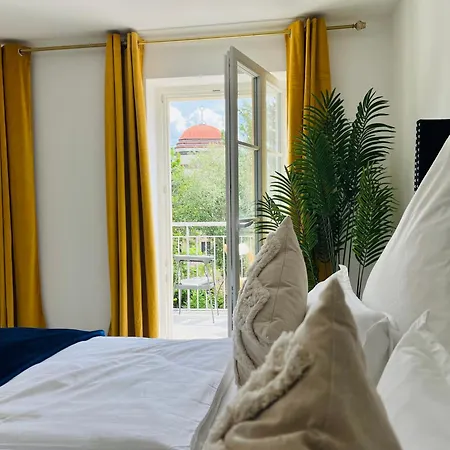 Filmap-charmant-modern-zentral-balkon-beamer-spieletisch Appartamento *