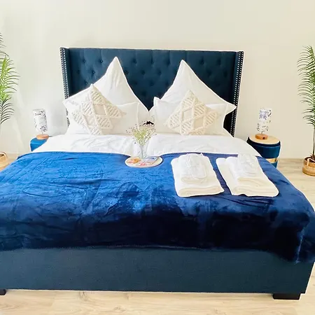 Filmap-charmant-modern-zentral-balkon-beamer-spieletisch Appartamento *