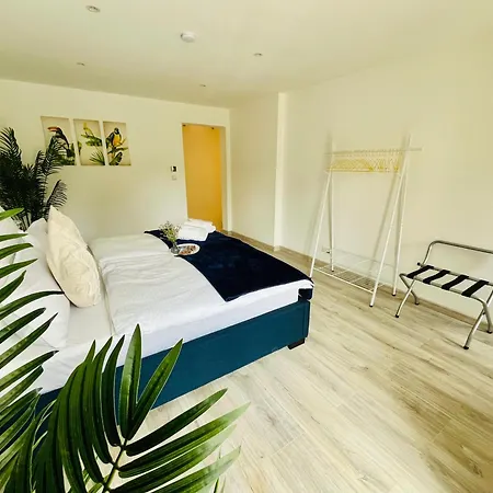 Appartamento Filmap-charmant-modern-zentral-balkon-beamer-spieletisch